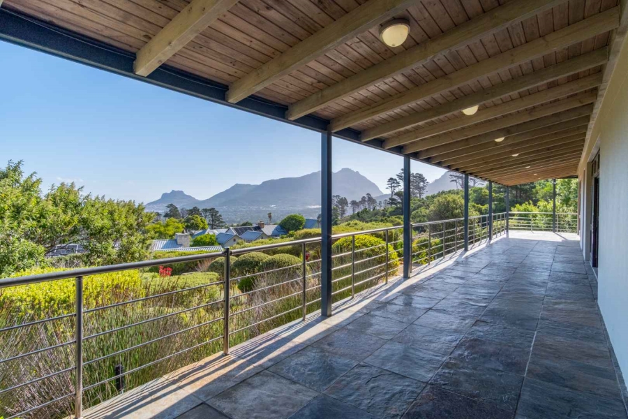 4 Bedroom Property for Sale in Kenrock Country Estate Western Cape